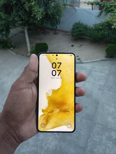 Samsung Mobile S22