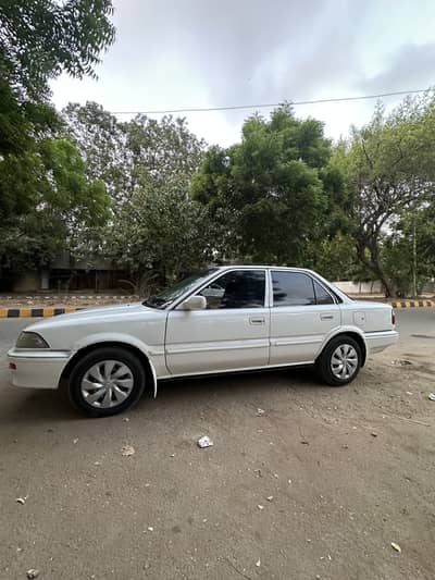 Toyota Corolla EE90 (1992) - 93 Registered