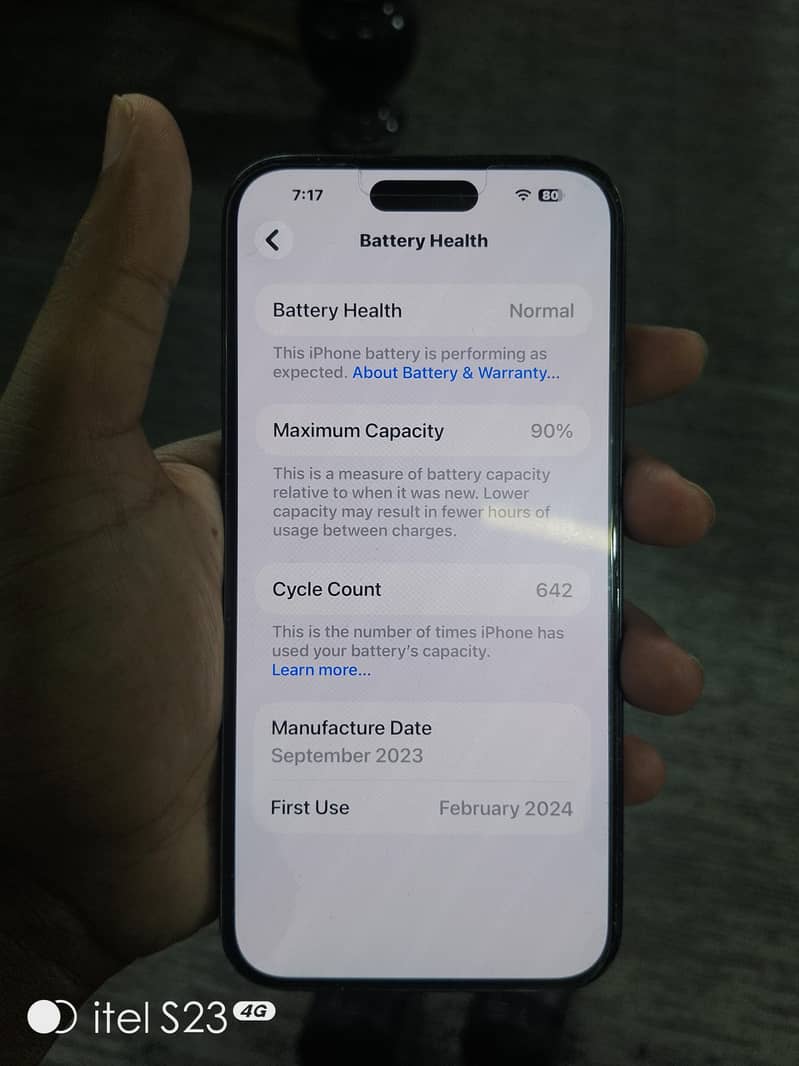Apple iPhone 15 plus 0
