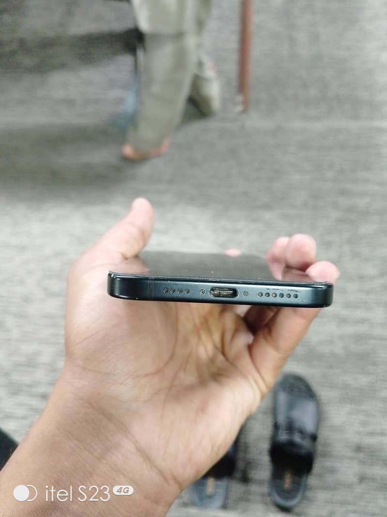 Apple iPhone 15 plus 5
