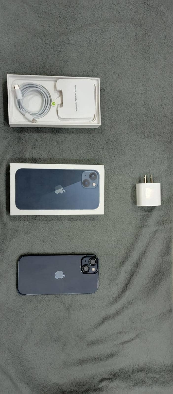 Apple iPhone 13 2
