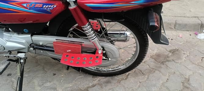 United 100 cc bike