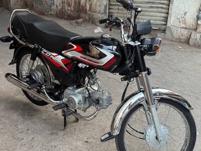 Cd 70 just like new only serious buyer contact urgent sale