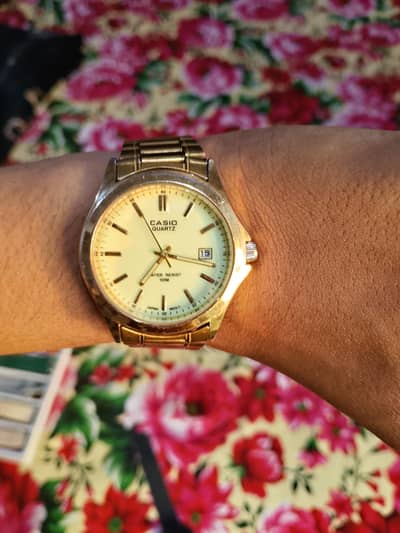 casio original stainless steel watch water resistant