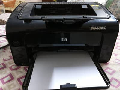 HP LASERJET P1102W