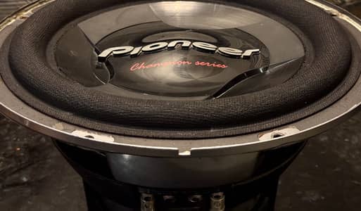 Pioneer TS-W308 D2 1400w max 400w nom