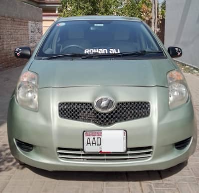 Toyota Vitz 2011