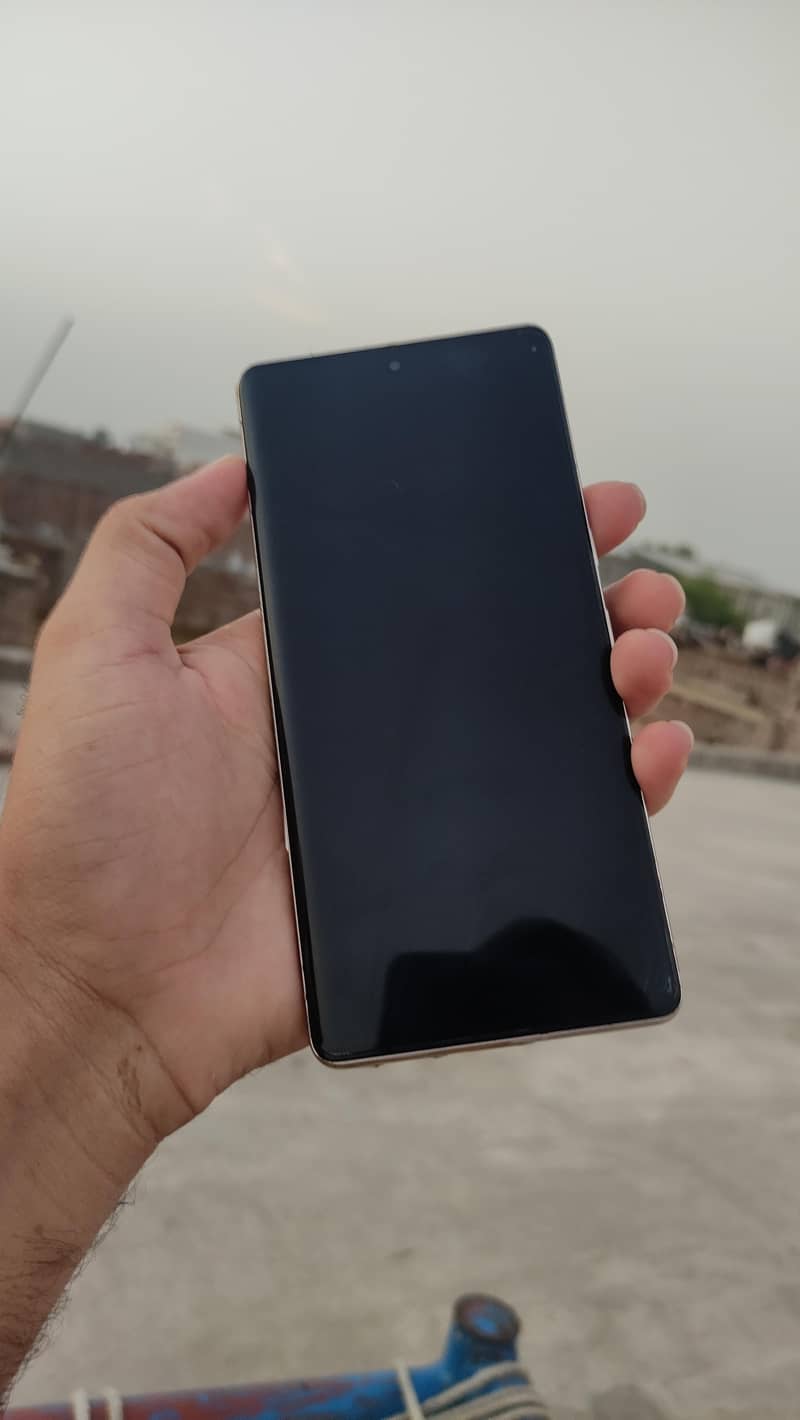 Google Pixel 7 Pro 2