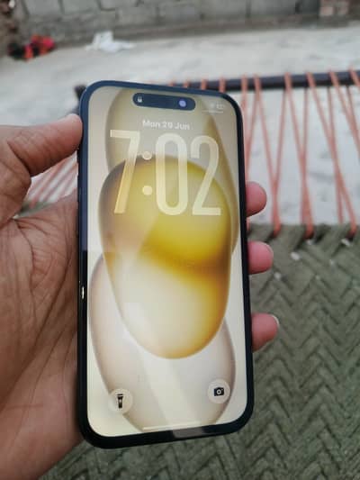 Apple iPhone 15