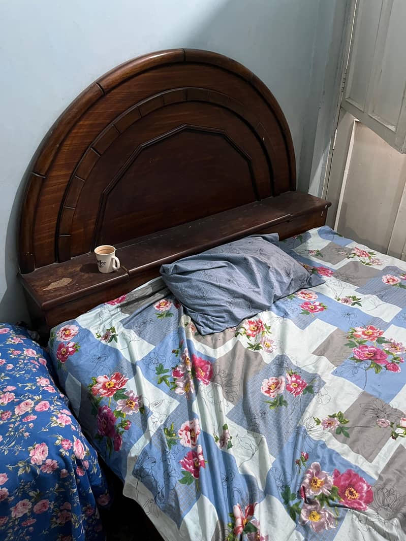 Bed large 0