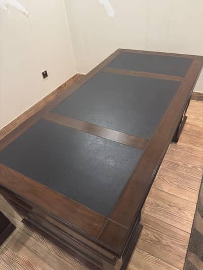 Wooden Exectuive Tables