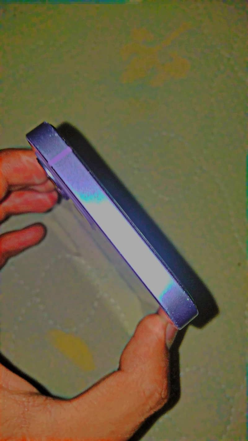 iPhone 12 1