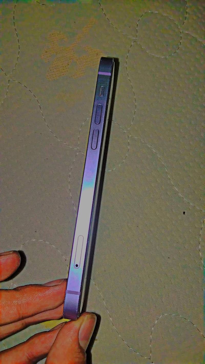 iPhone 12 2