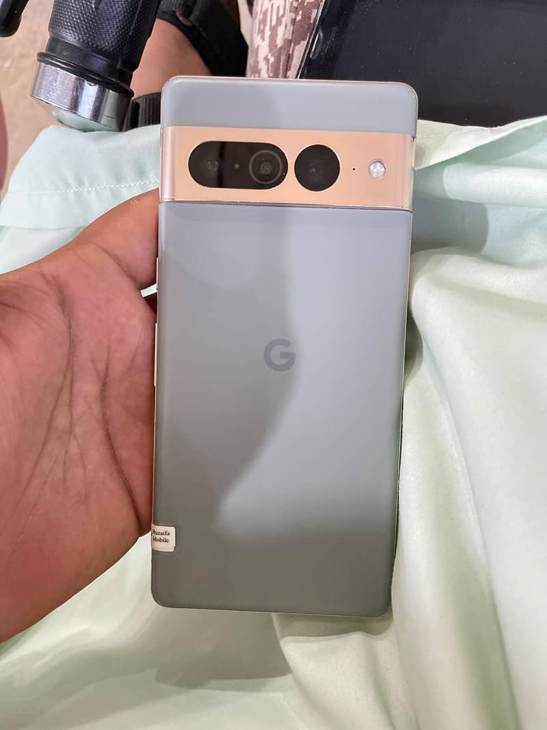 Google Pixel 7 Pro 0