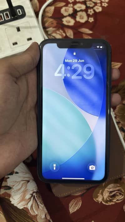 Apple iPhone 11