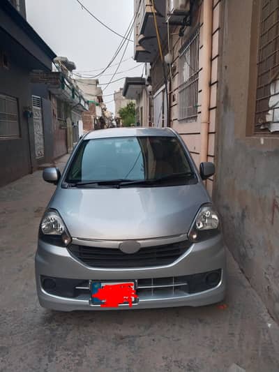 Daihatsu Mira 2011