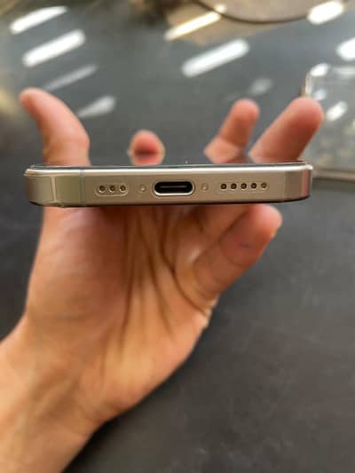 Apple iPhone 15 Pro