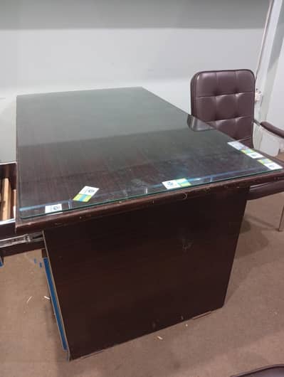 For sale office table