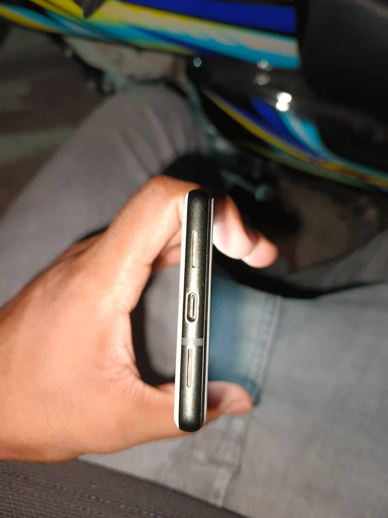 Google Pixel 6 3