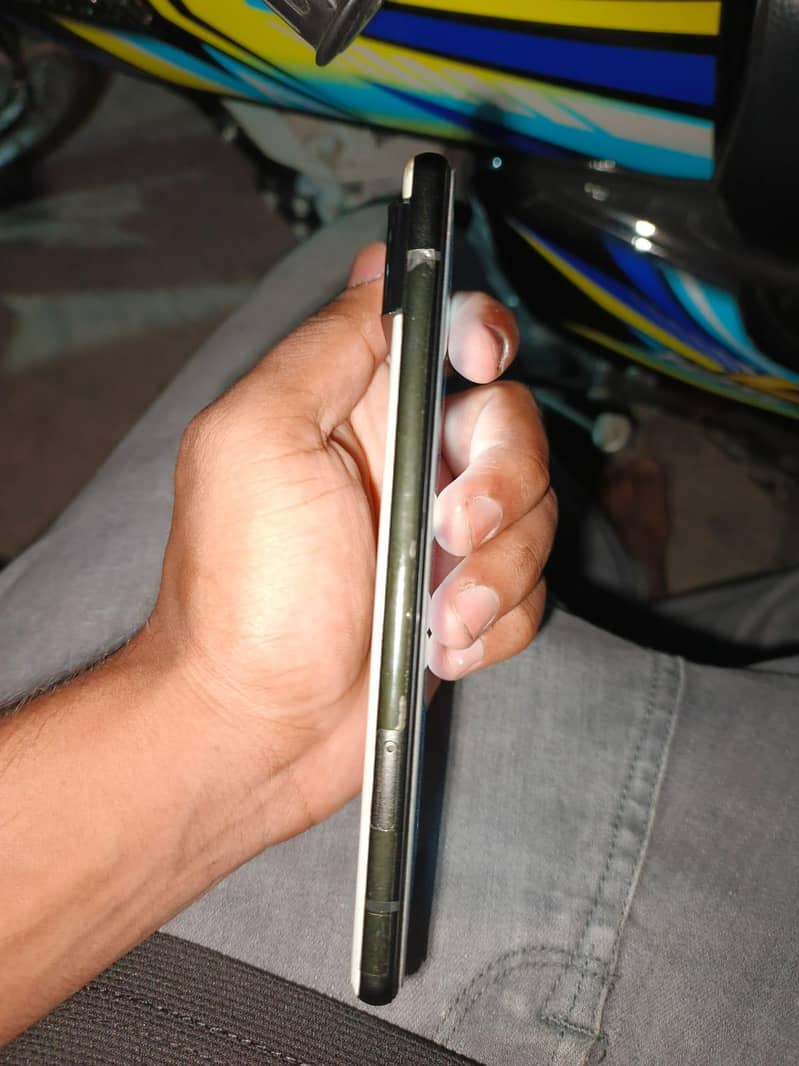 Google Pixel 6 5