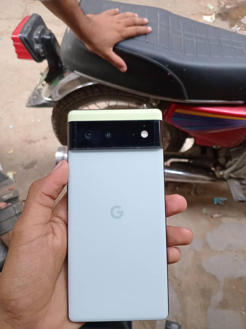 Google Pixel 6 0