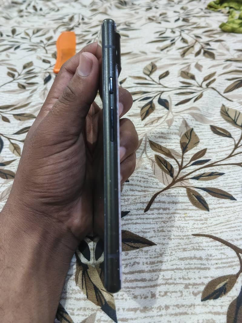 Google Pixel 6 3