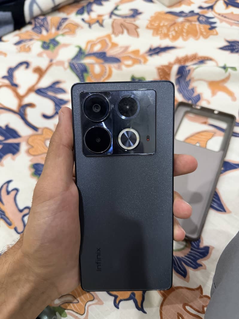 Infinix Note 40 1