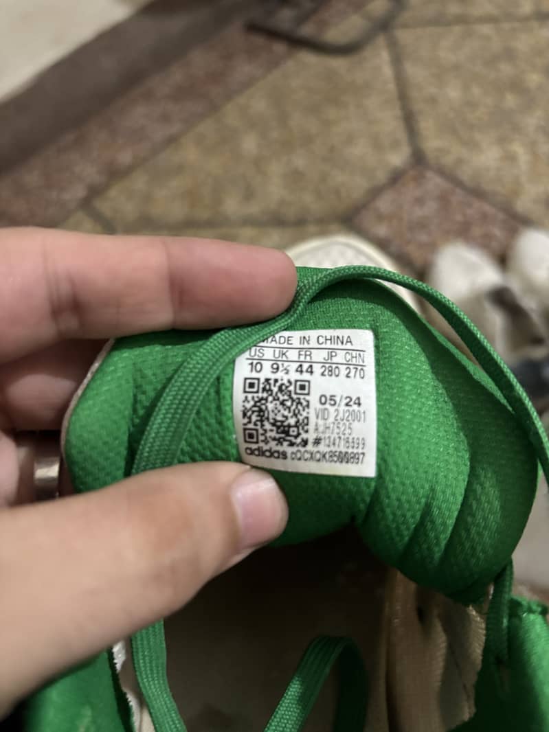 Adidas 2