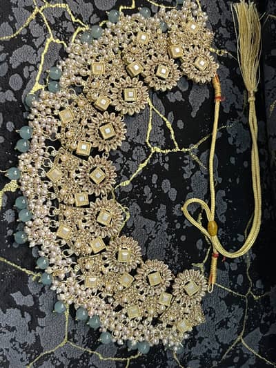 Bridal jewellery set