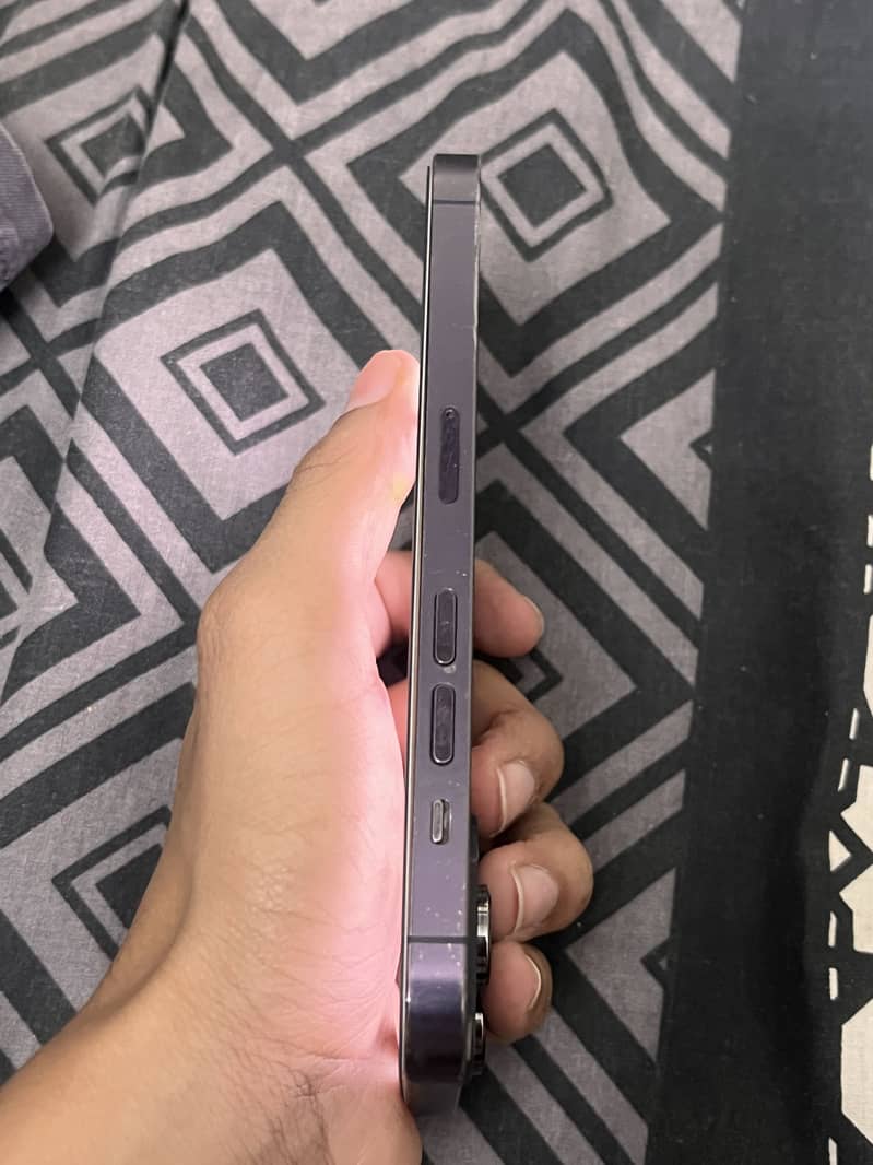 Iphone 14pro 5