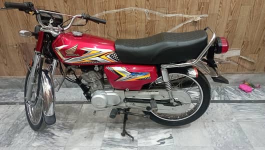 Honda 125 for sale  03060727975
