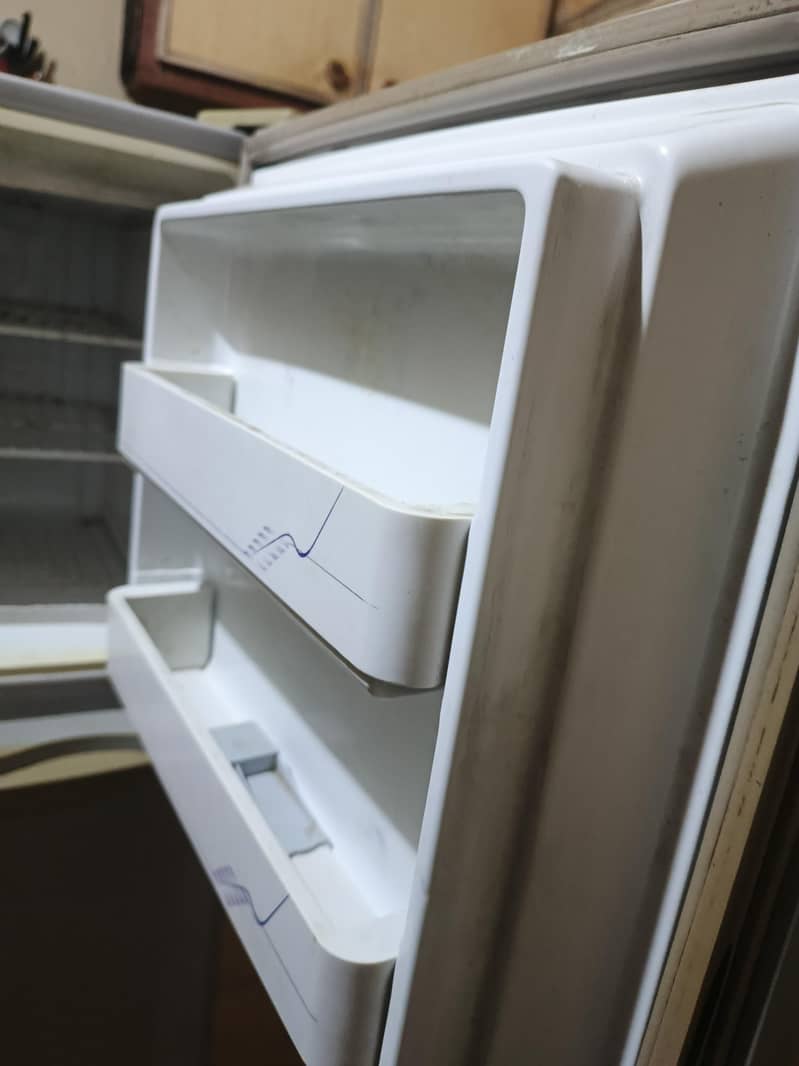 refrigerator 5