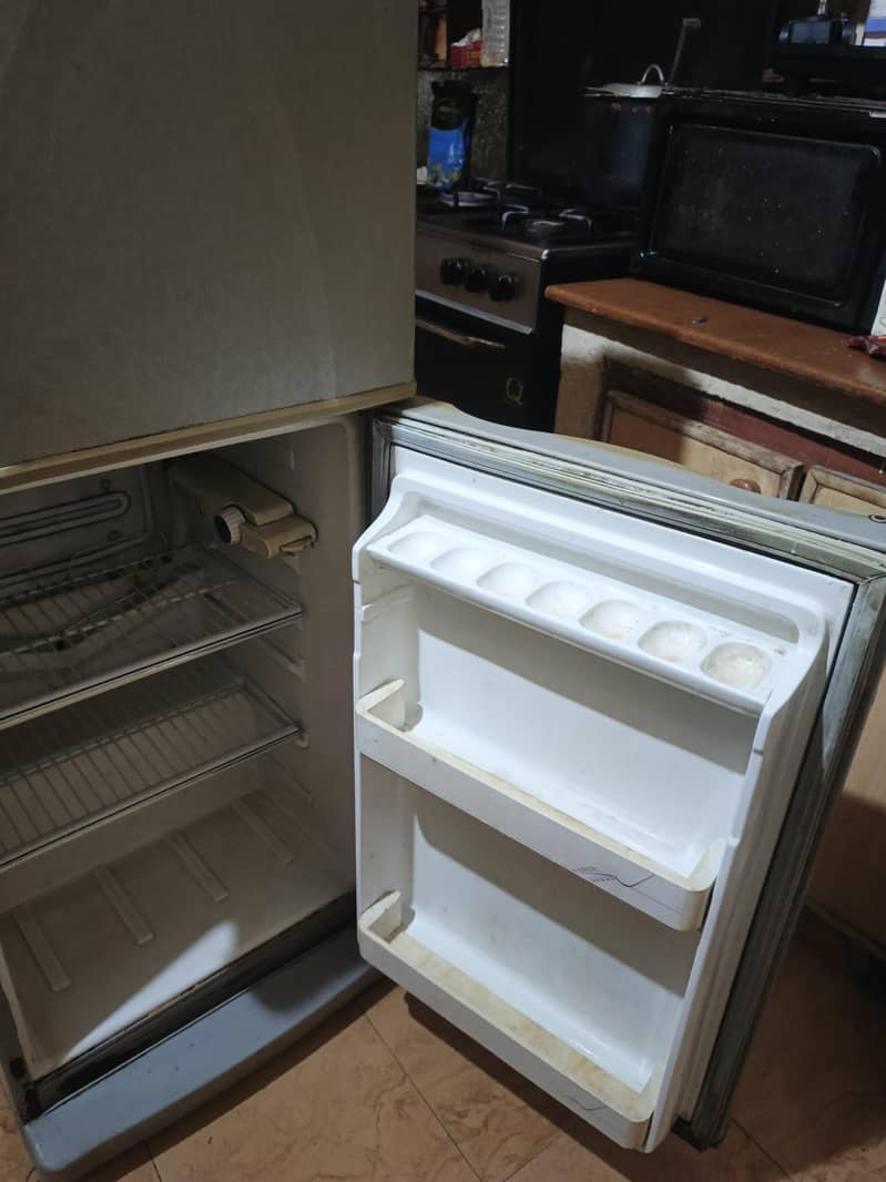 refrigerator 7