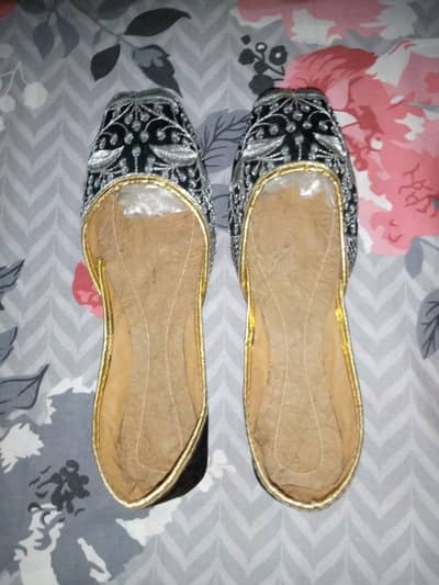 footwears