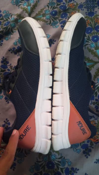 indure shoes
