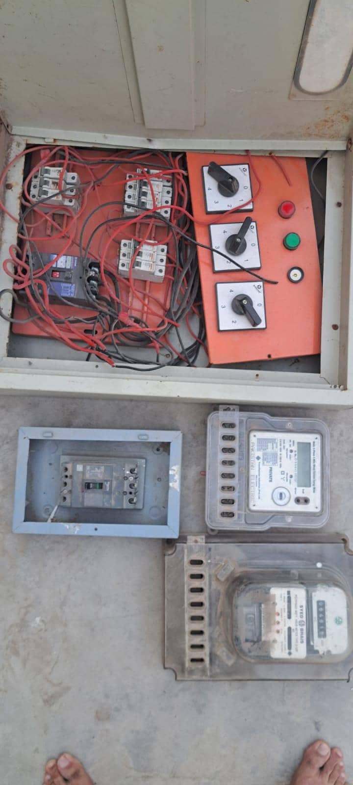 Electric meter, Switch Panel 4
