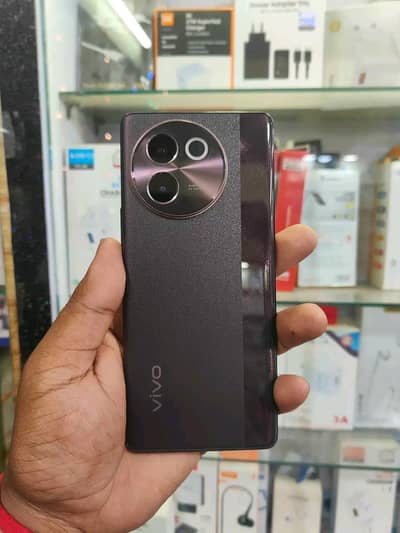 Vivo V30 12GB RAM 256GB memory PTA approved 0324=8193=404