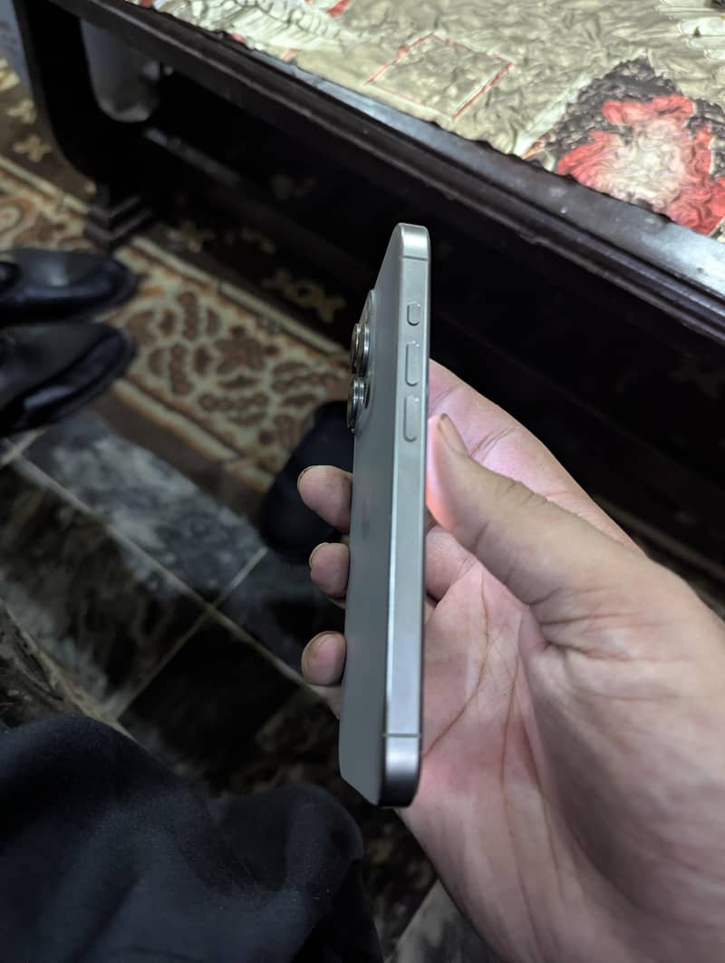 Iphone 15 pro 2