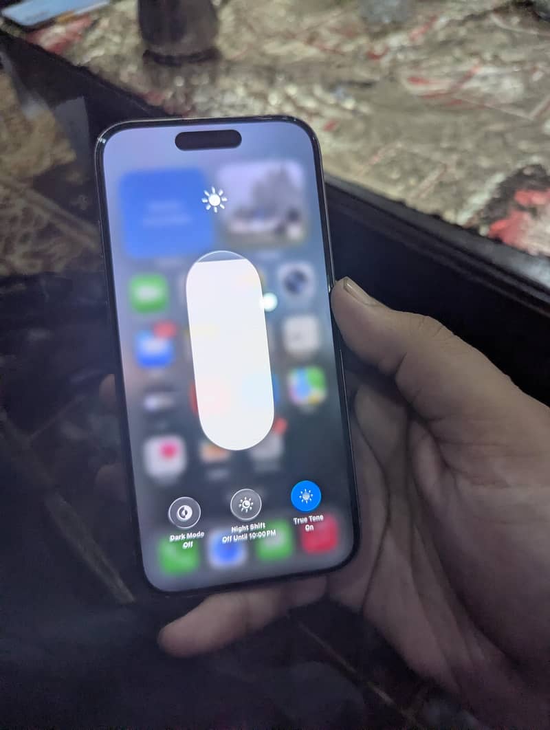 Iphone 15 pro 6