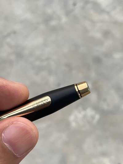 Vintage Cross matt black fountain pen Gold Plated M Nib
