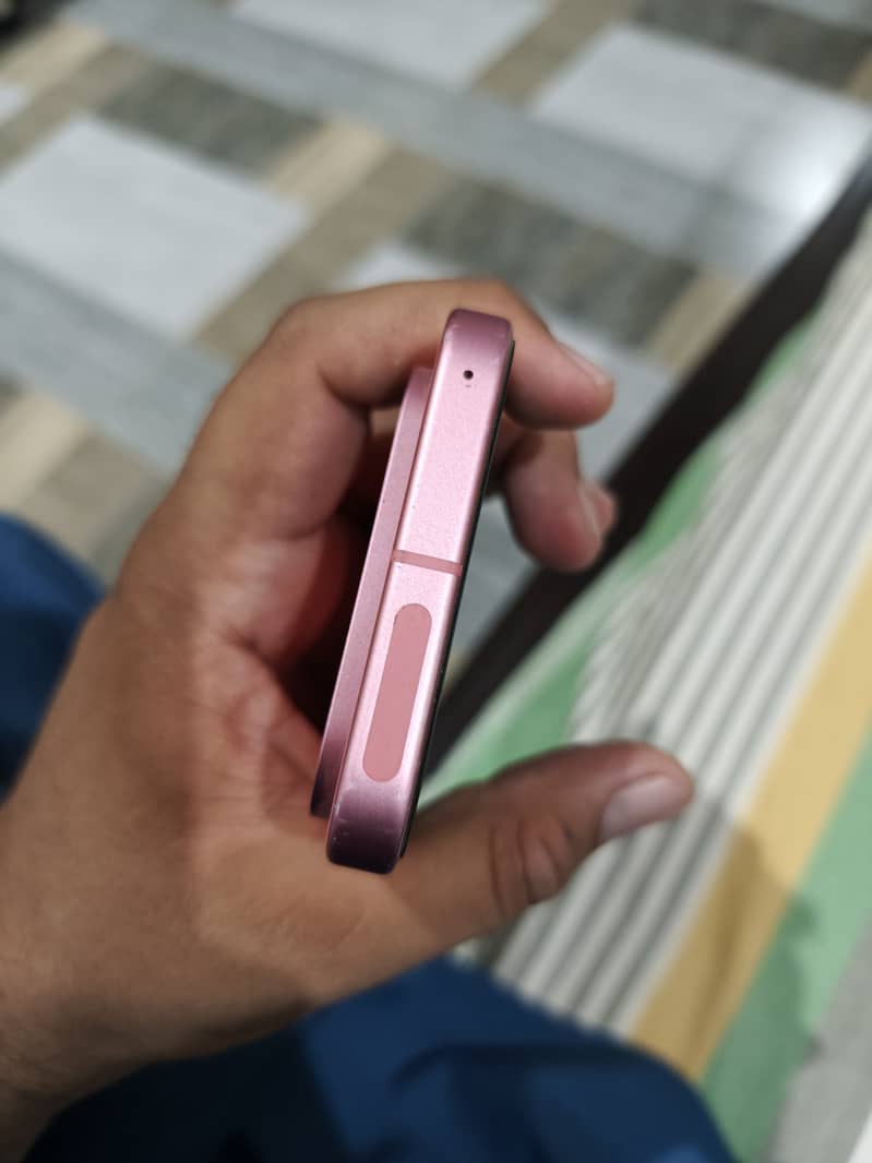 Google Pixel 9 3