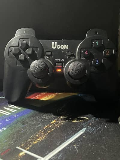 Ucom Gaming Joystick 9/10 Condition / Black / Working Well