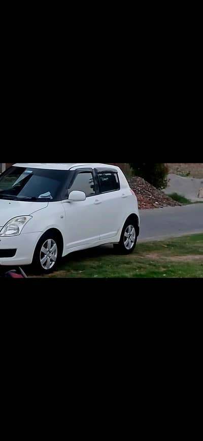 Suzuki Swift 2012 very good condition
