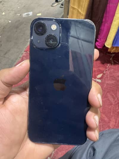 Apple iPhone 13