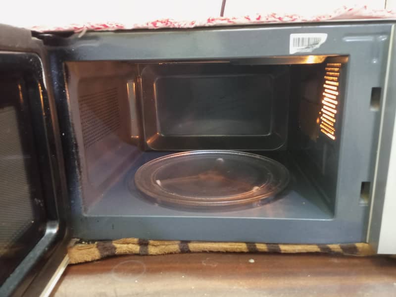 Dawlance microwave 2
