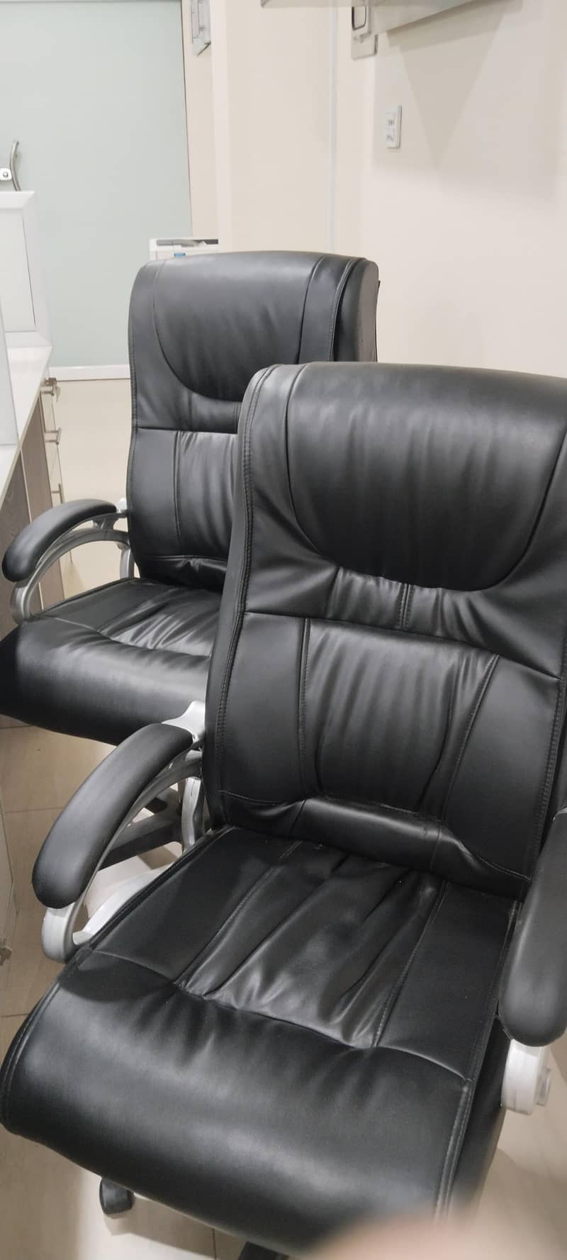 Executive Chairs 4