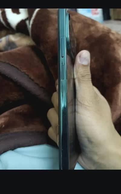 Vivo Y28