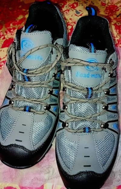 safety shoes