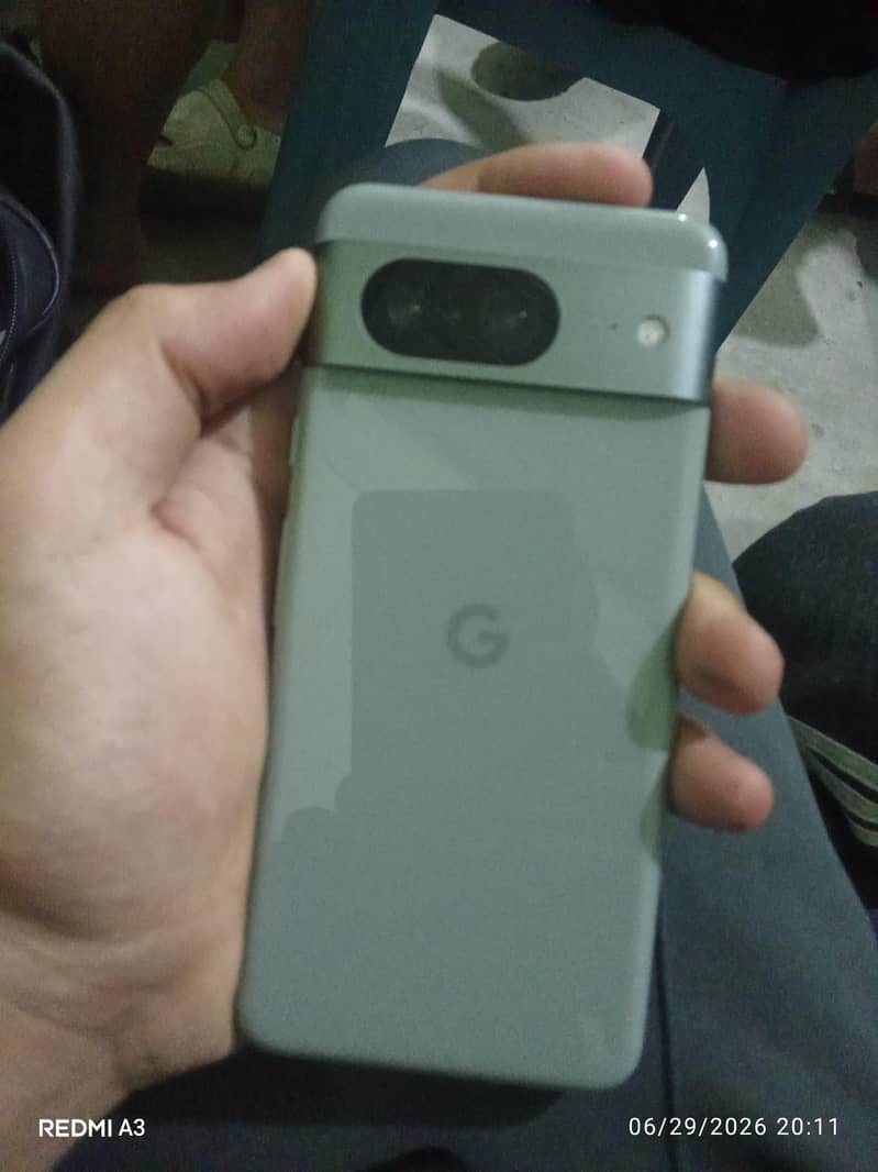 Google Pixel 8 3