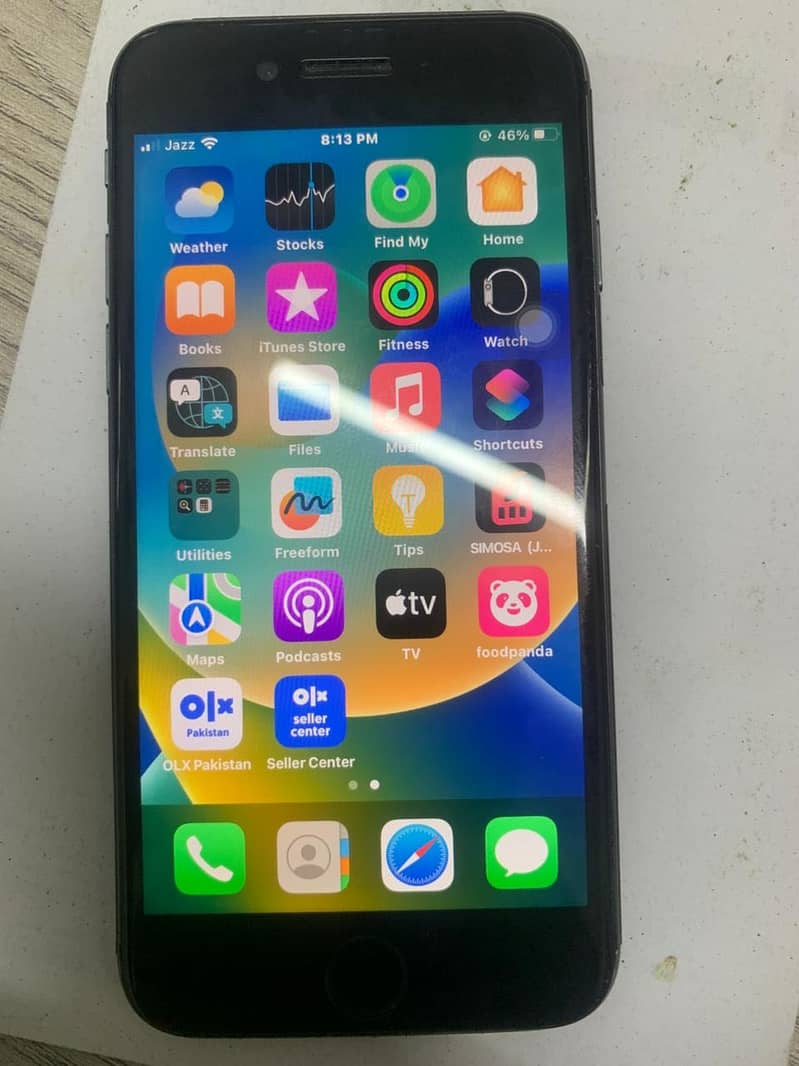 Apple iPhone 8 1
